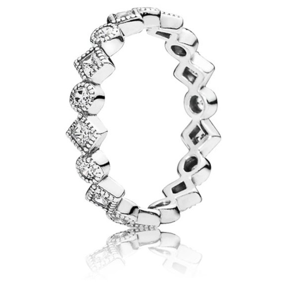 Pandora Alluring Brilliant Princess Ring - Picture 1 of 16
